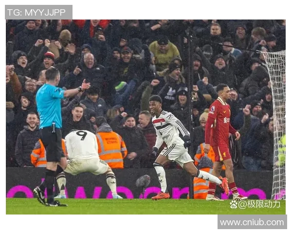 曼联与巴黎次回合激战即将开启精彩直播不容错过